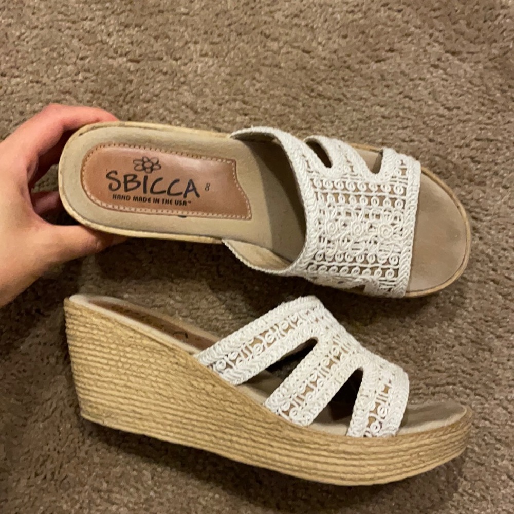 SBICCA WOVEN ESPADRILLE WEDGES